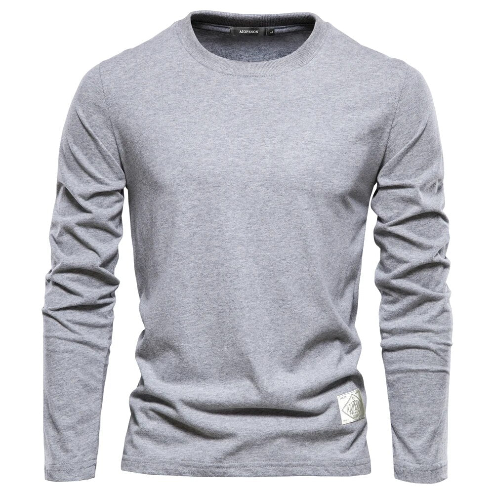 LEVI - Classic Long-Sleeve T-Shirt